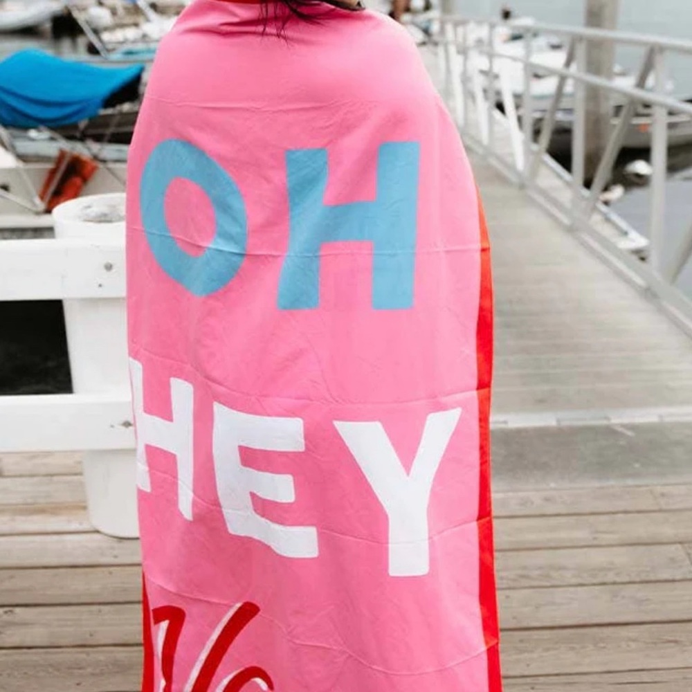 Pink 'Oh Hey Vacay' QUICK DRY BEACH TOWELS nwt in bag - Picture 2 of 4